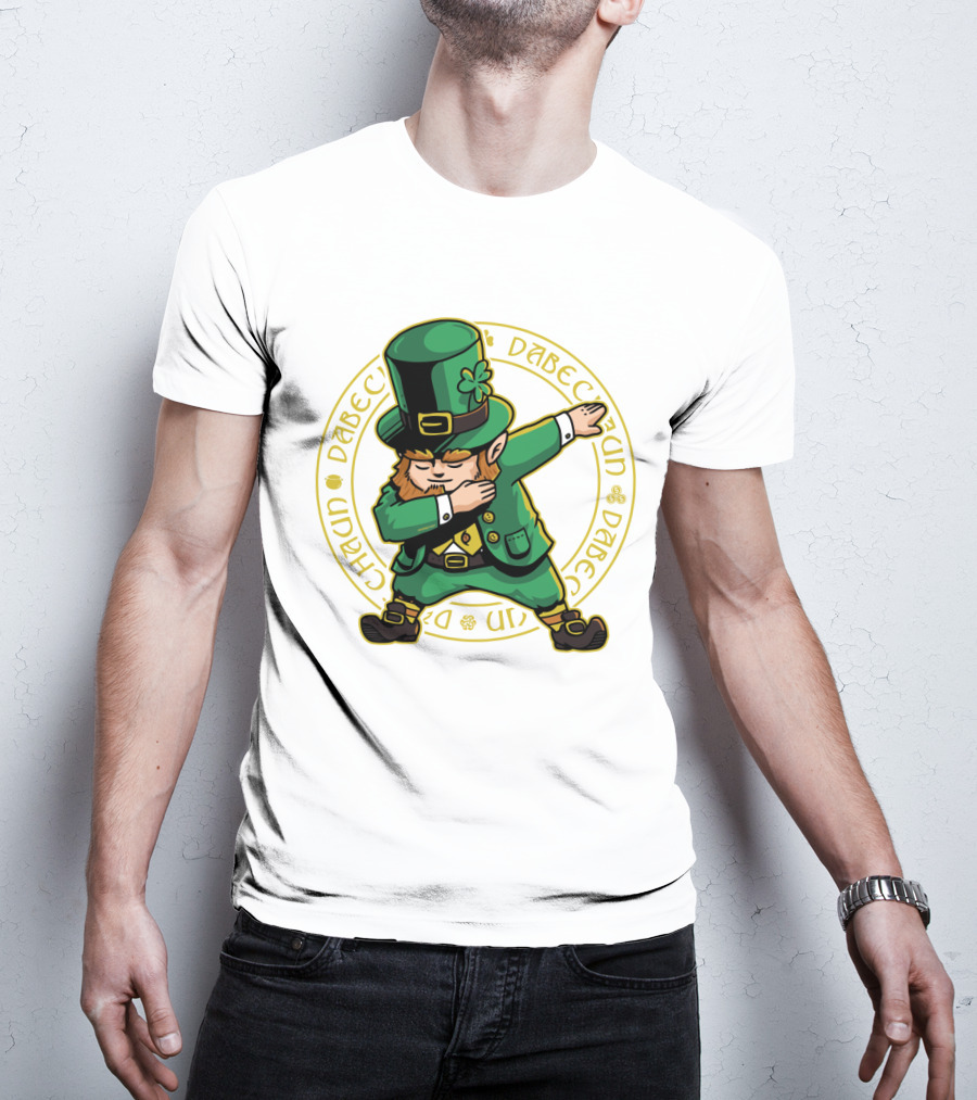 St Patrick's Day Dabbing Leprechaun With Shamrock Hat T-Shirt