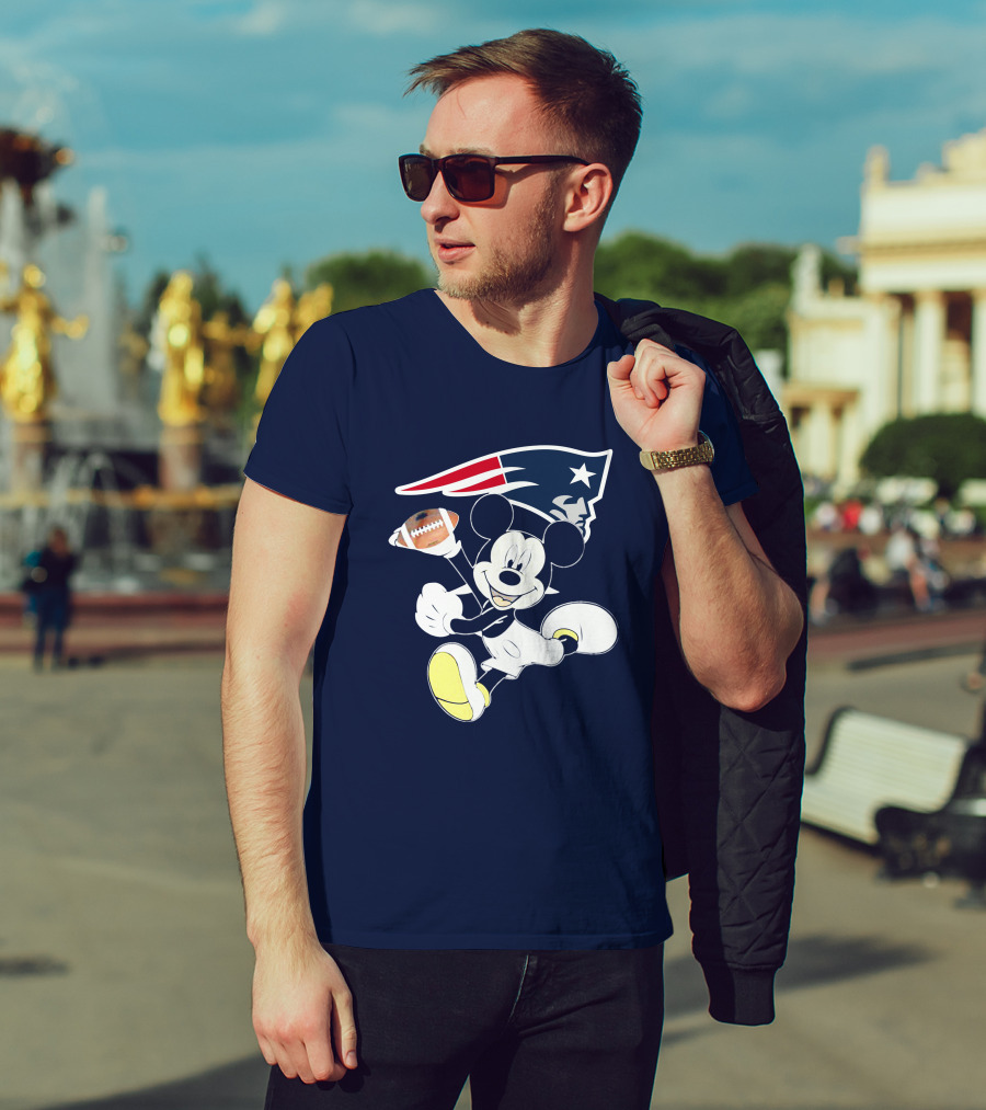Mickey Patriots Football Fan Crossover With Iconic New England T-Shirt