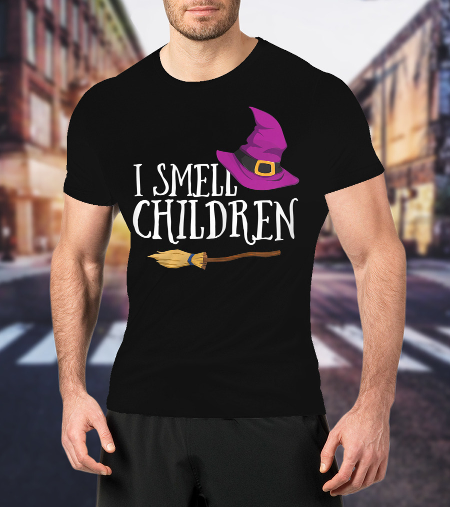 I Smell Children Halloween Witch Hat And Broom T-Shirt