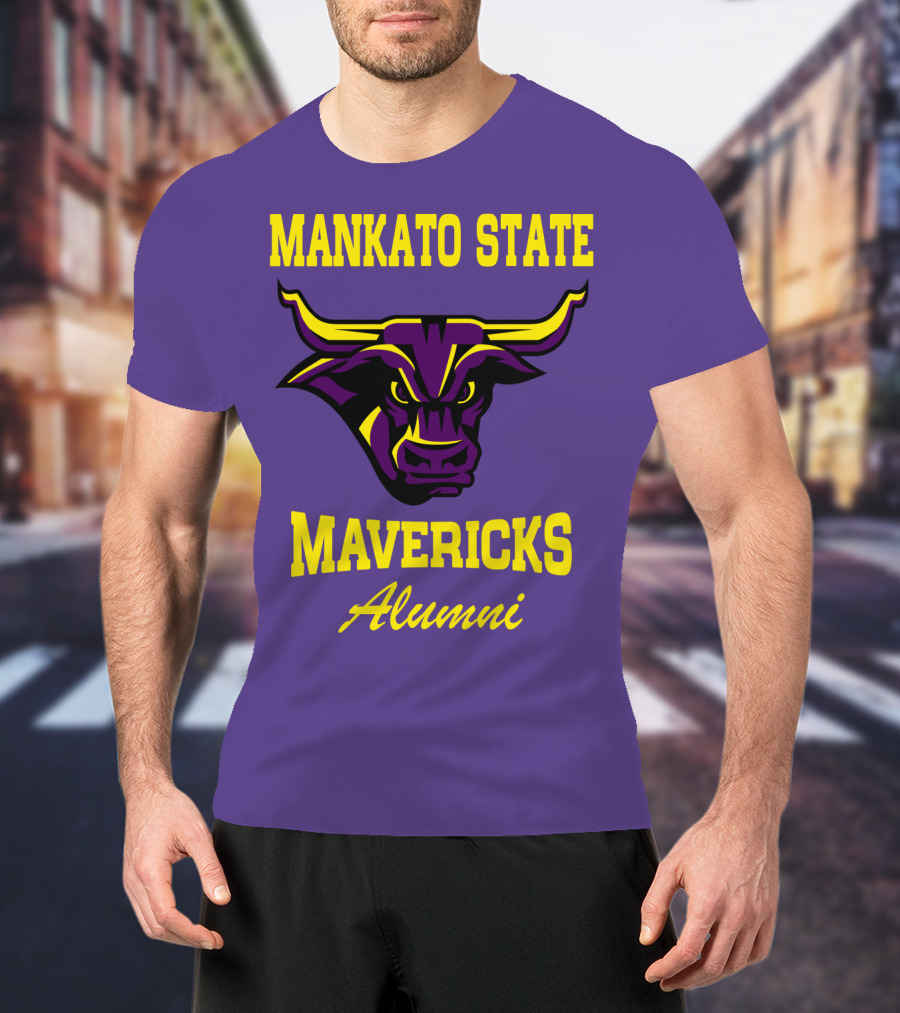 Mankato State Mavericks Alumni T-Shirt