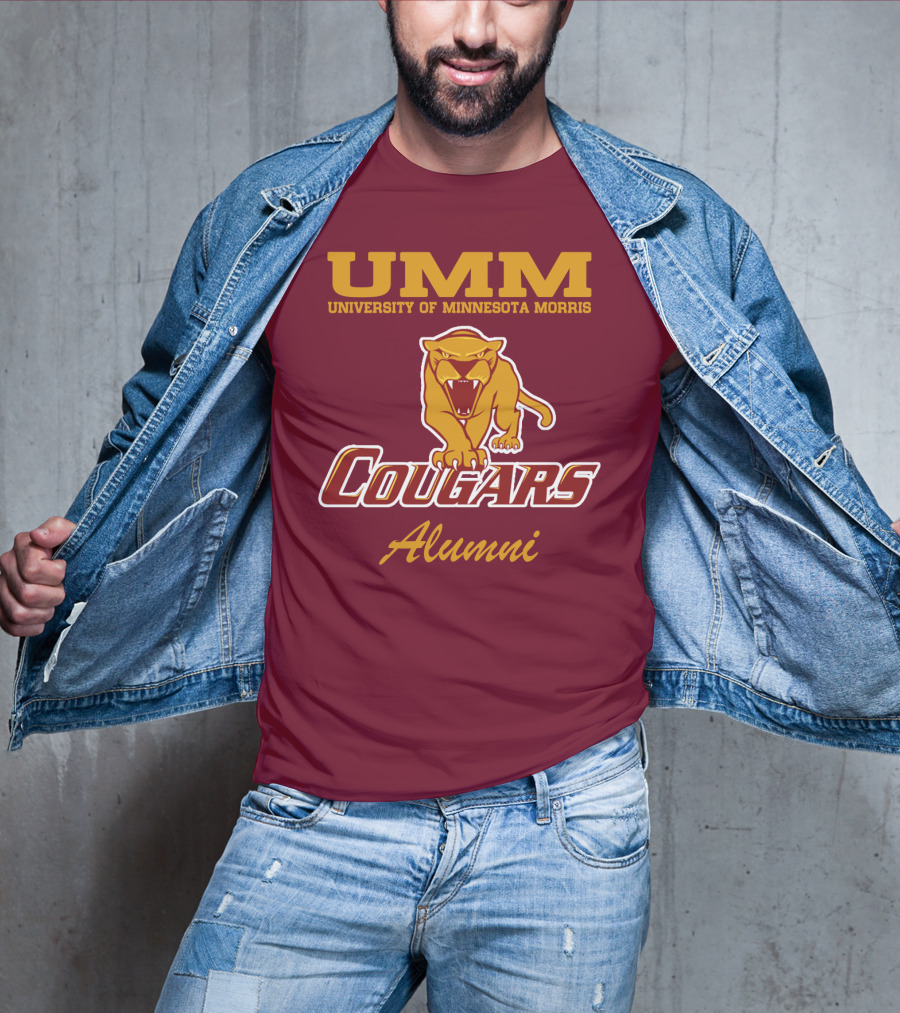 UMM University Of Minnesota Morris Cougars Alumni T-Shirt