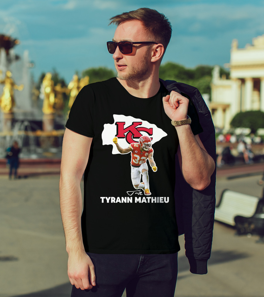 Tyrann Mathieu Kansas City Chiefs KC Football 32 Signature T-Shirt