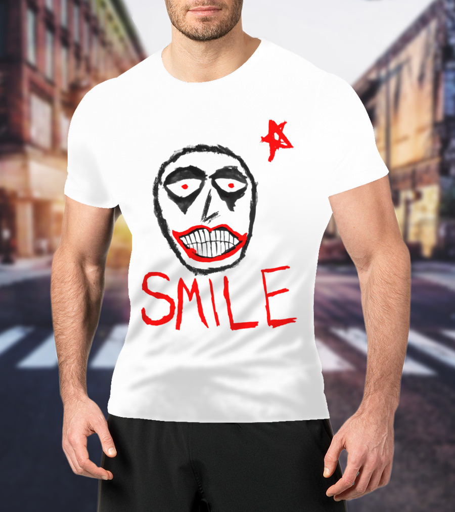 Smile Red Star Face Art T-Shirt