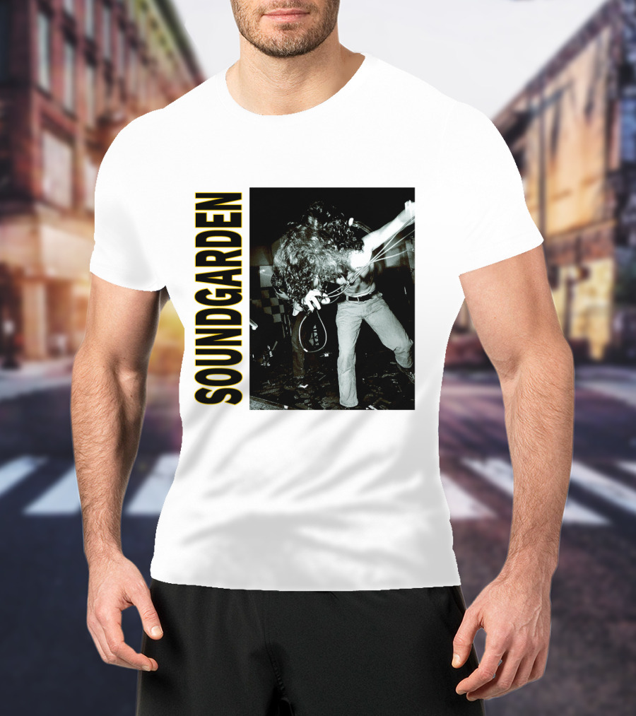 Soundgarden Live Performance Photo Vintage Style T-Shirt