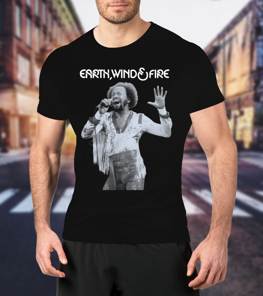 Earth Wind & Fire Singer Performing With Passion T-Shirt