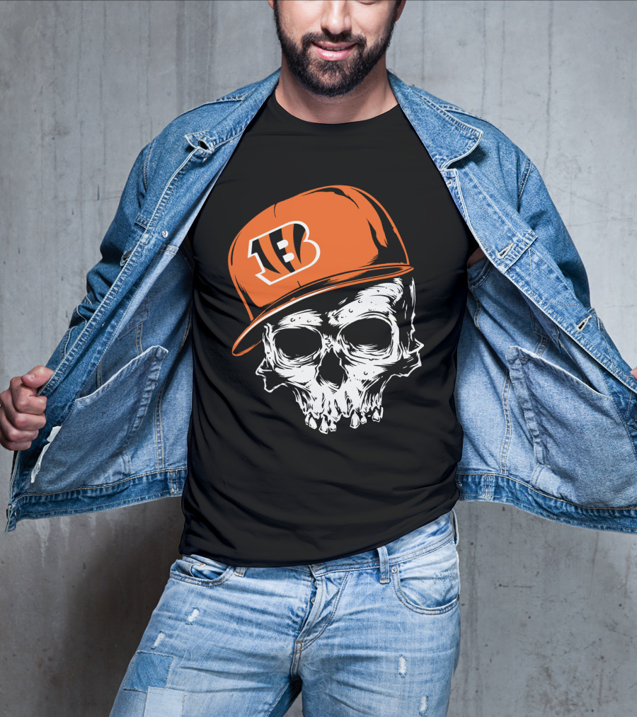 Cincinnati Bengals Skull Hat T-Shirt