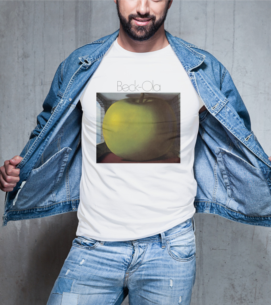 TJB 01 Beck Ola Album Cover Large Green Apple T-Shirt