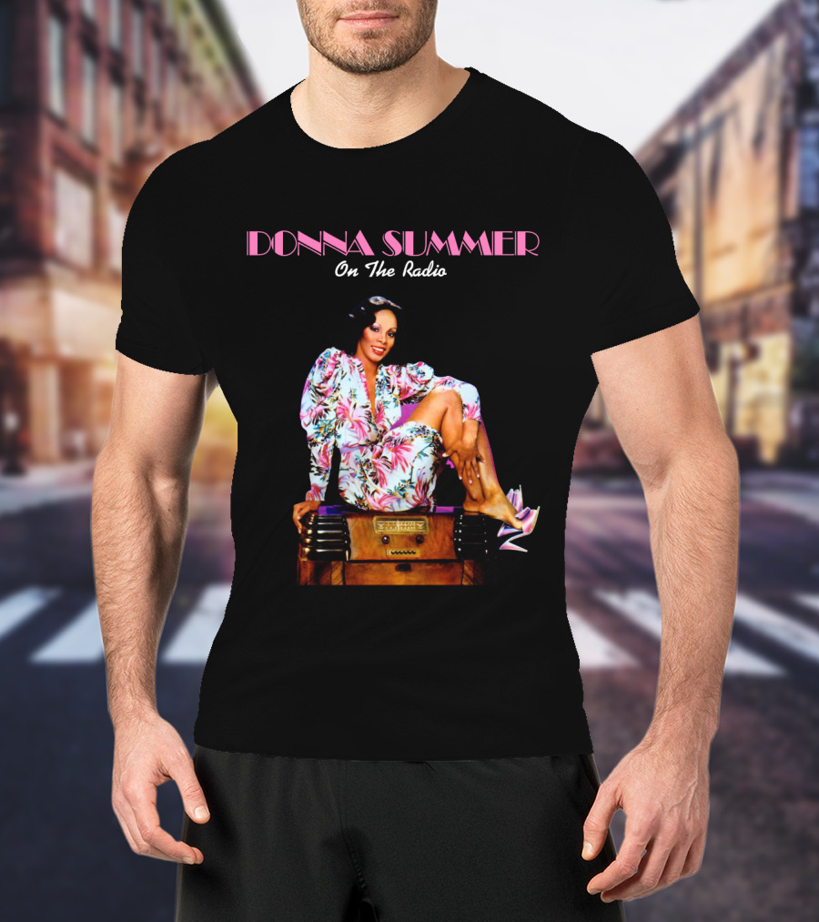 Donna Summer On The Radio 08 Retro Glam Pose T-Shirt