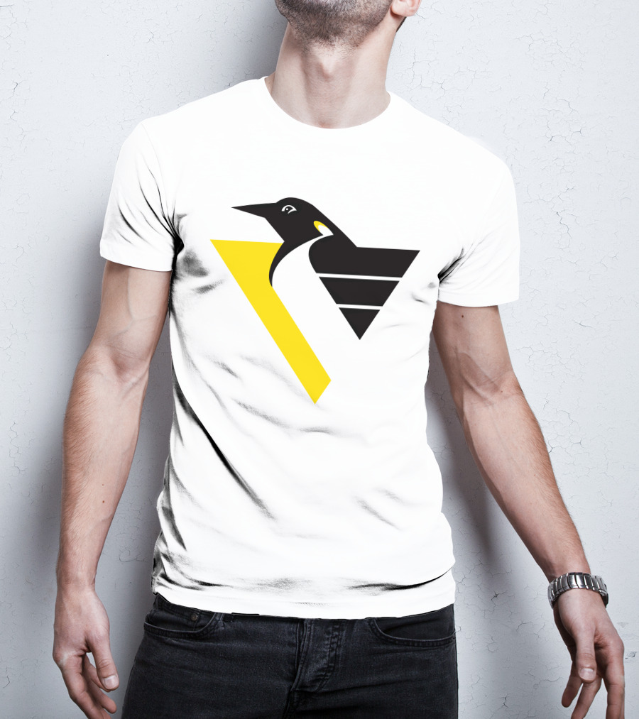 Pittsburgh Penguins Retro Penguin Triangles T-Shirt