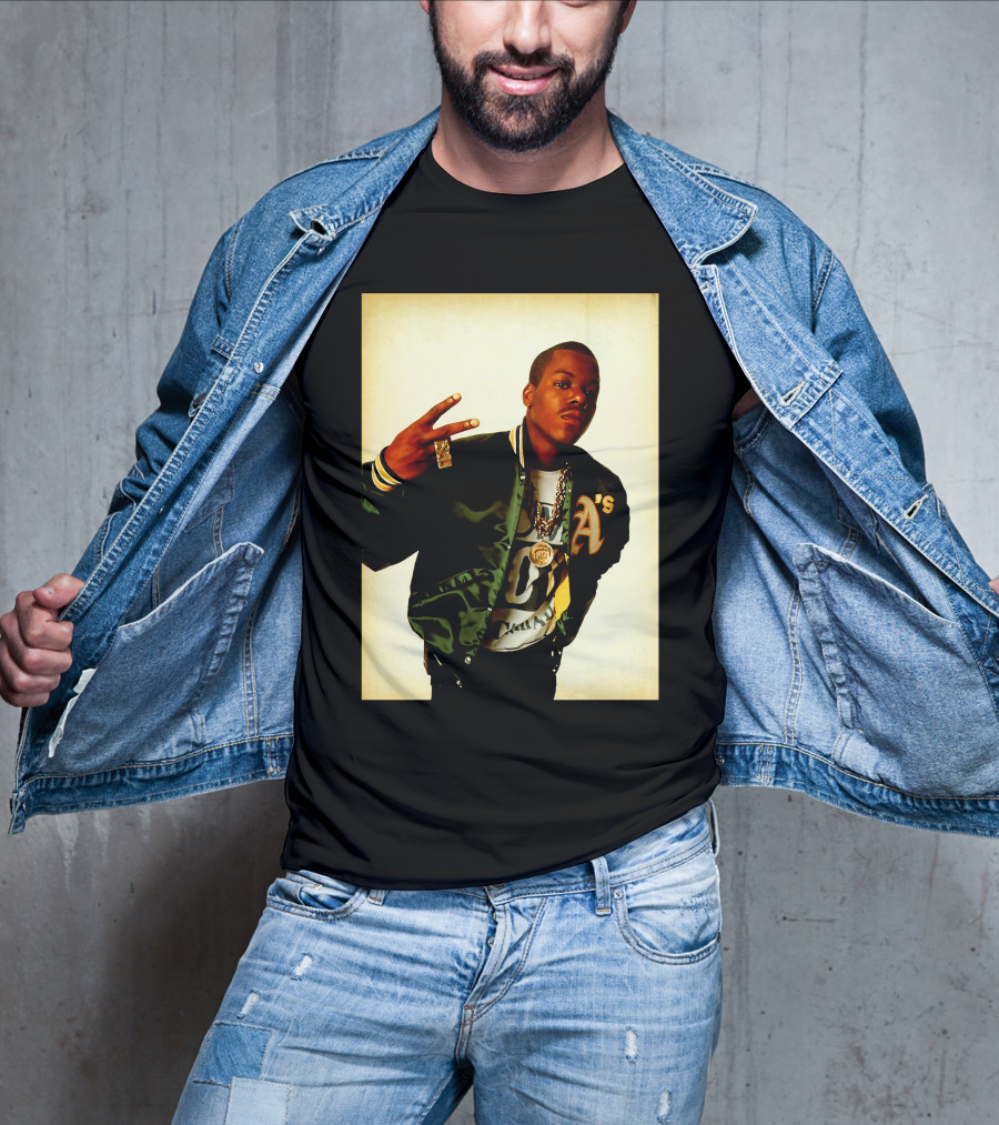 A's Jacket And Chain Style Tsh T-Shirt