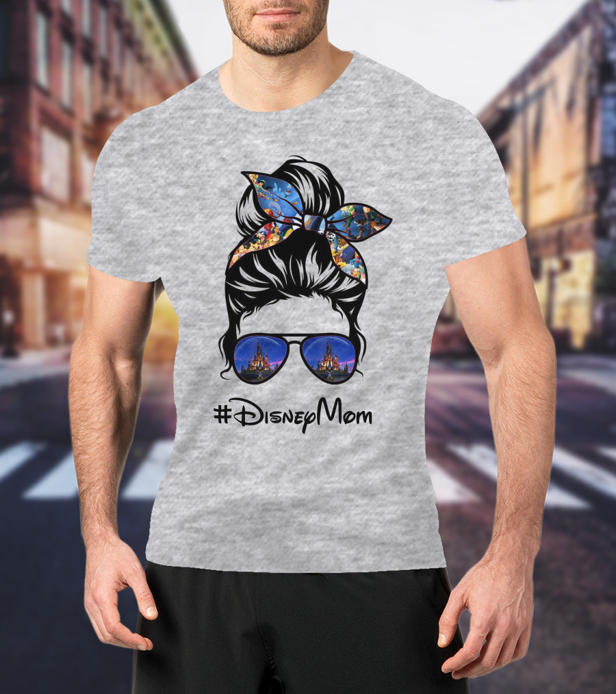 #Disneymom T-Shirt