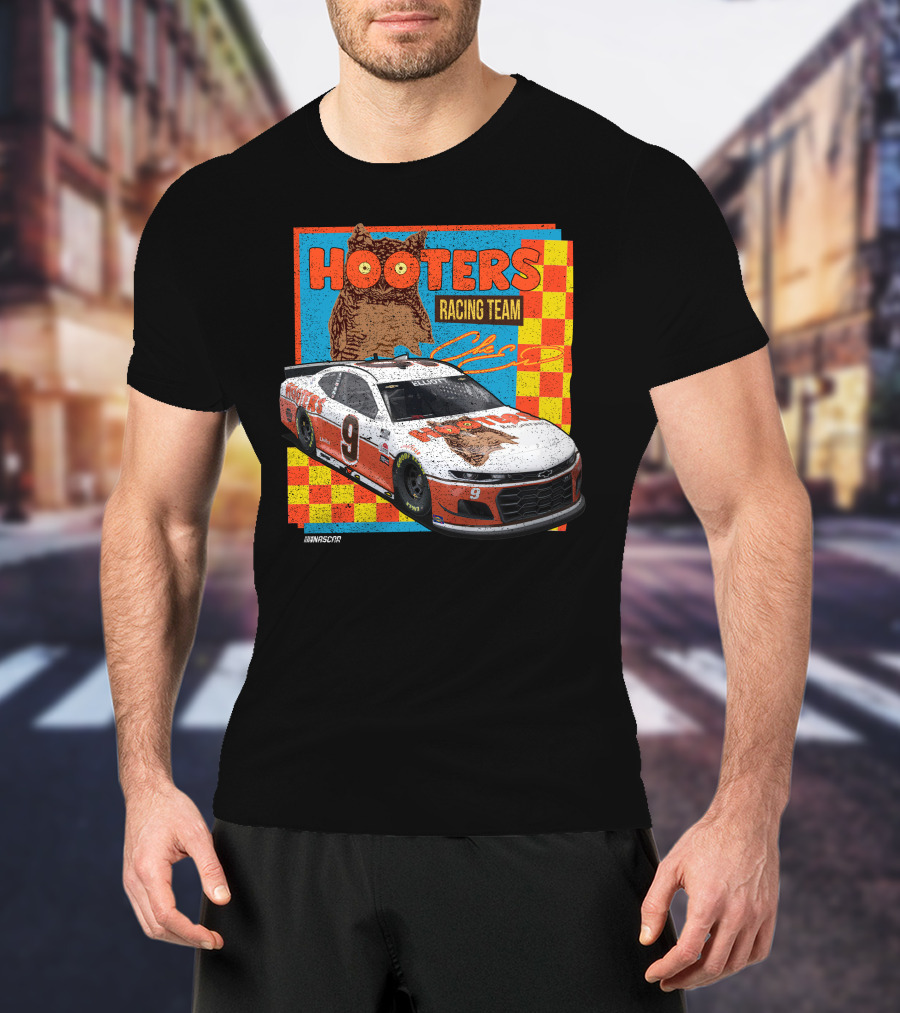Hooters Racing Team NASCAR Car CE06 T-Shirt