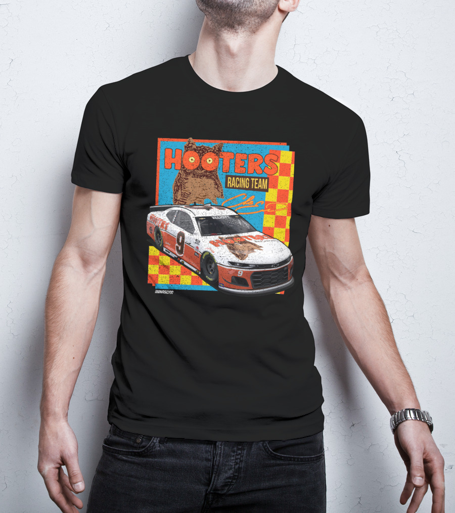 Hooters Racing Team NASCAR Car CE06 T-Shirt