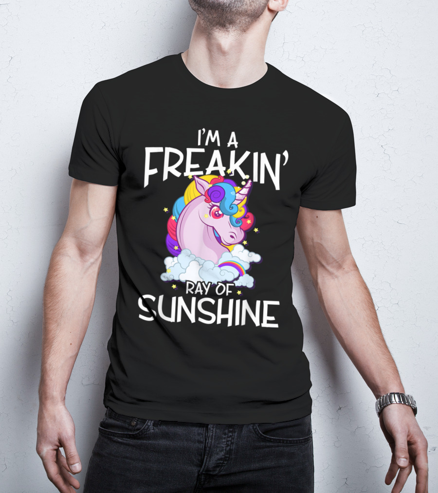 I'm A Freakin' Ray Of Sunshine Rainbow Unicorn Vintage 1970s 1980s T-Shirt