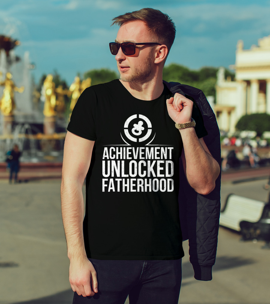 Achievement Unlocked Fatherhood New Dad Gaming Emblem T-Shirt