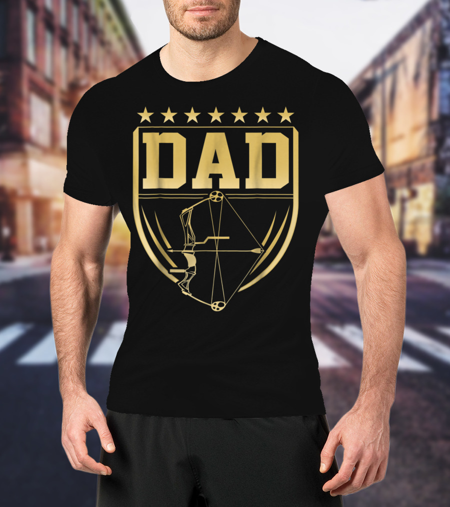 Archery Dad Shield Bow Stars Golden Medal T-Shirt