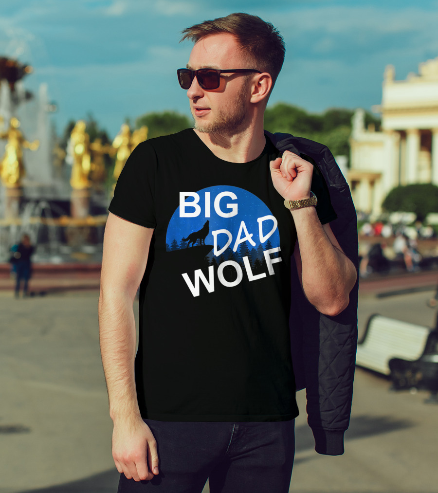 Big Dad Wolf Howling At The Moon 69 T-Shirt