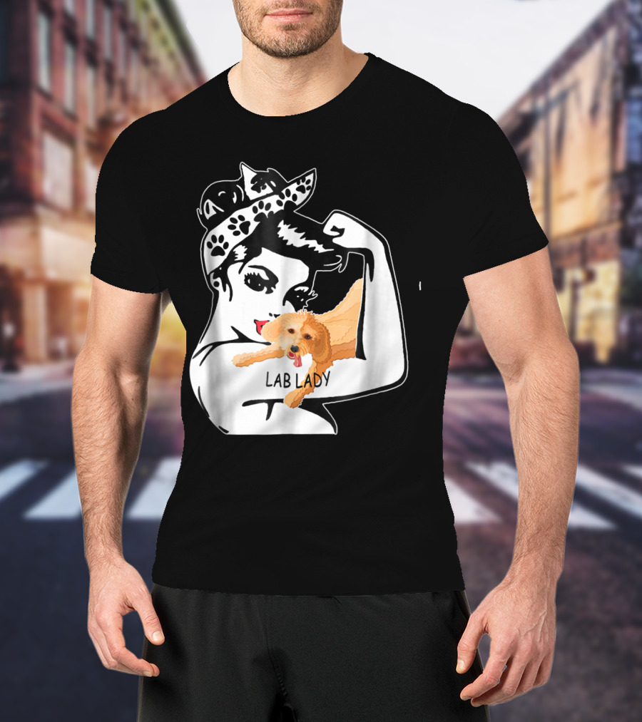 Labrador Retriever Lady Funny Mom Birthday Lab Lady T-Shirt