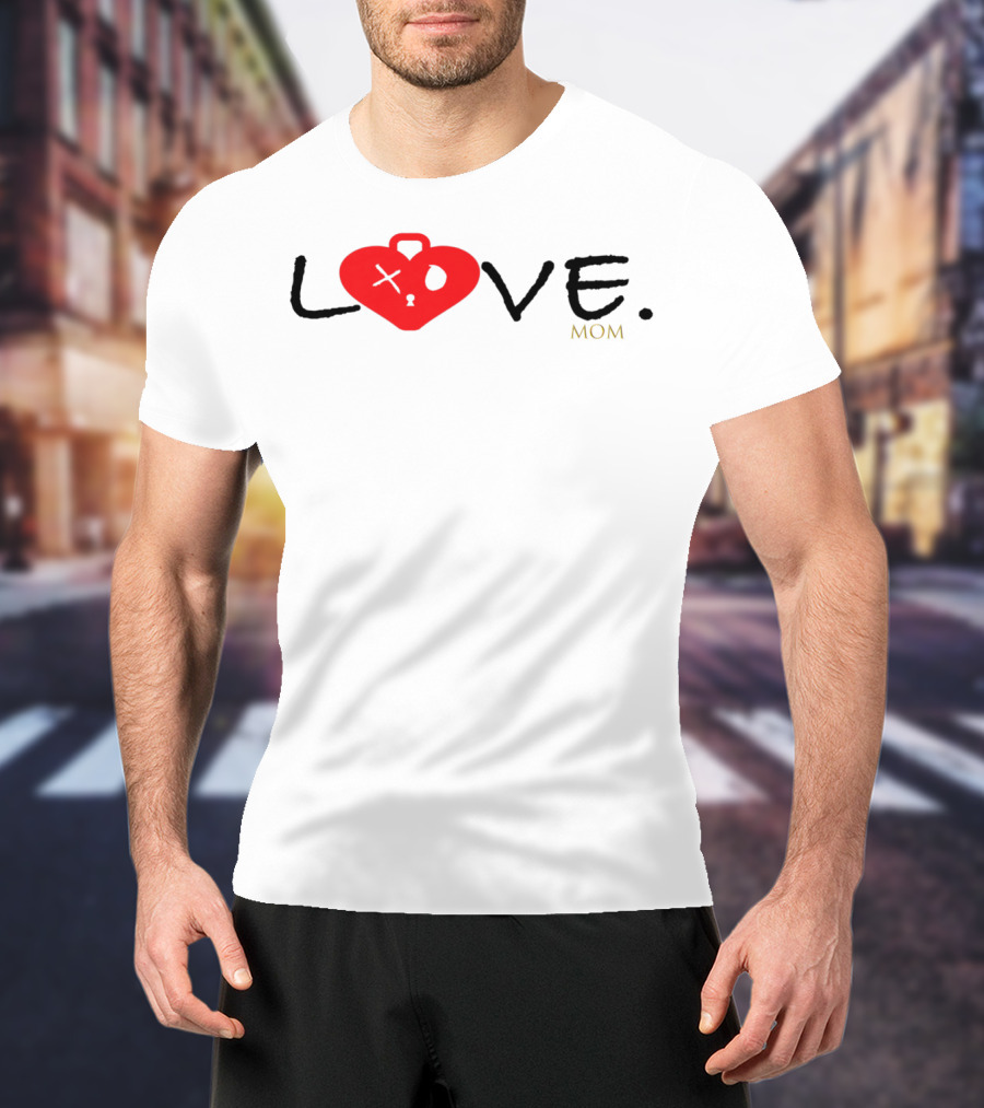 LOVE MOM Red Broken Heart 50 T-Shirt