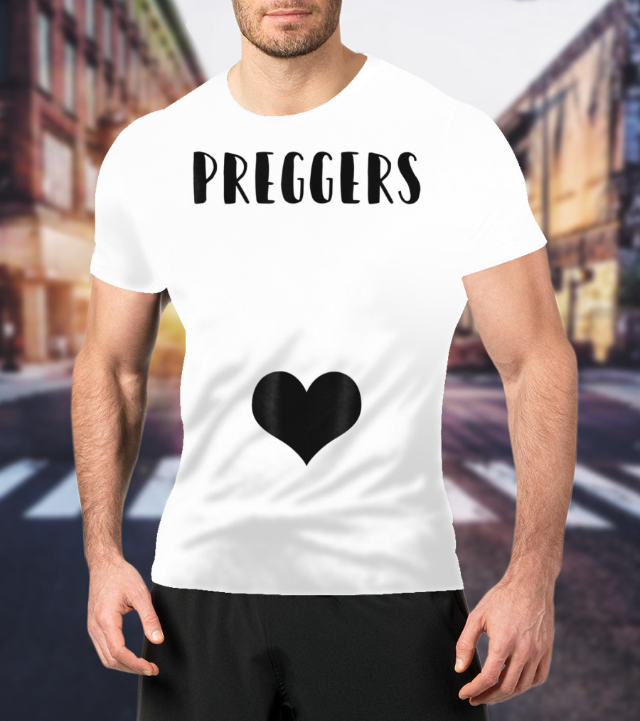 Preggers Announce Baby Prego Mom Heart Idea46 T-Shirt