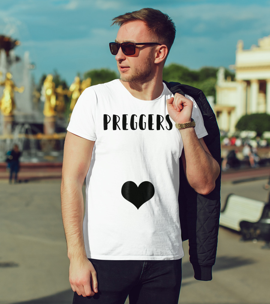 Preggers Announce Baby Prego Mom Heart Idea46 T-Shirt