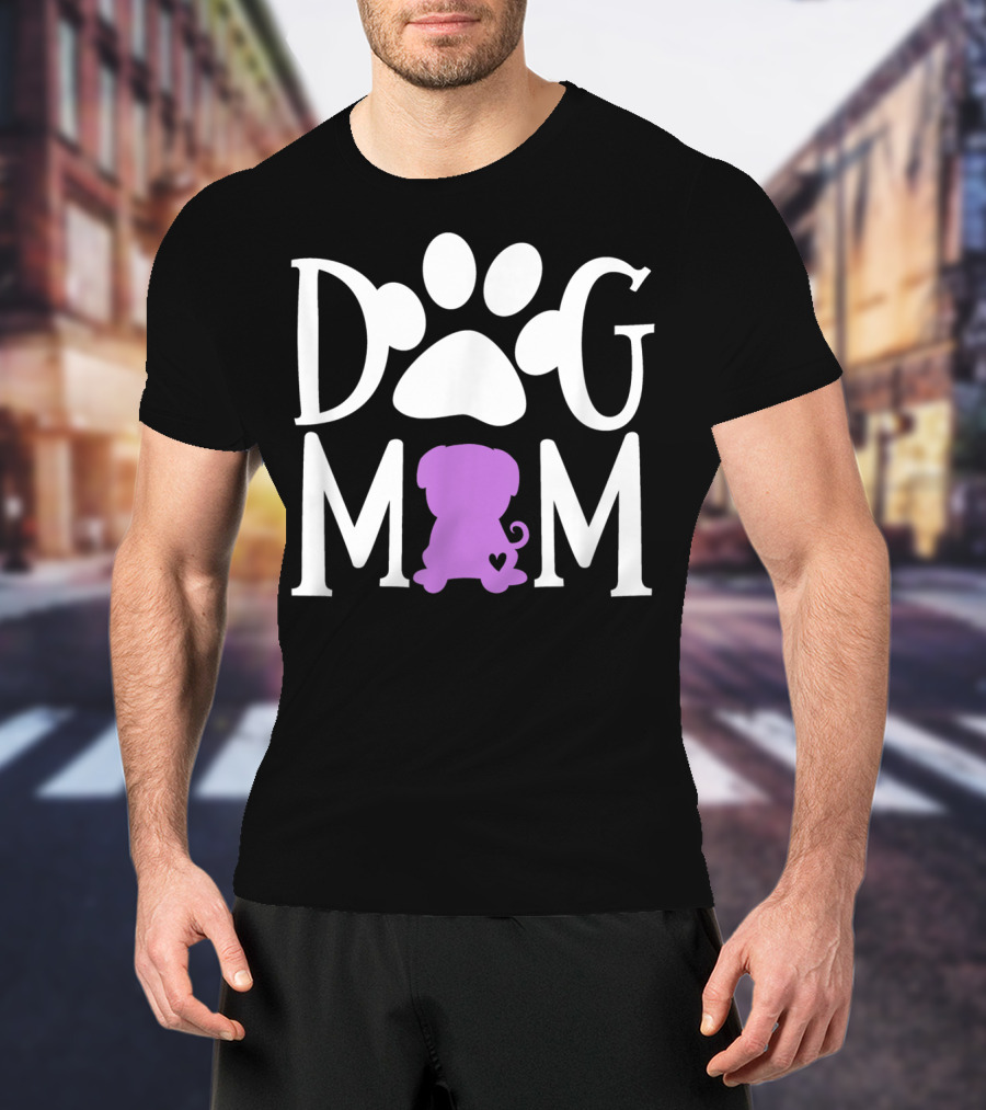 DOG MOM Paw Print Pug Silhouette Heart Dark92 T-Shirt