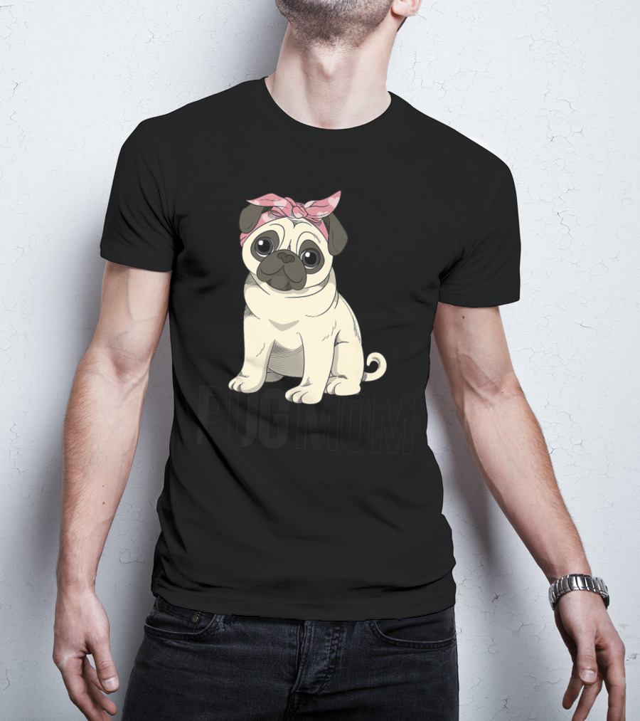 Pug Mom Cute Pug With Pink Bandana T-Shirt