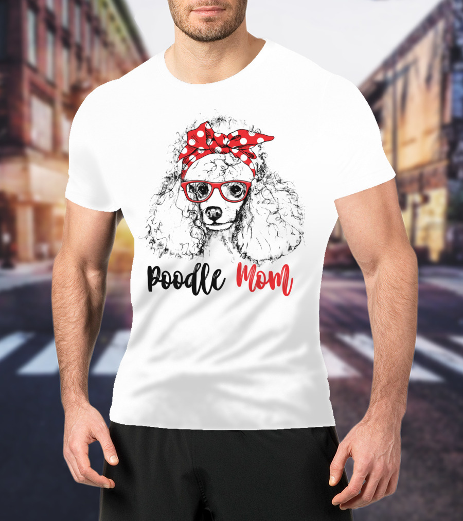 Red Poodle Mom With Bow And Glasses For Women81 T-Shirt