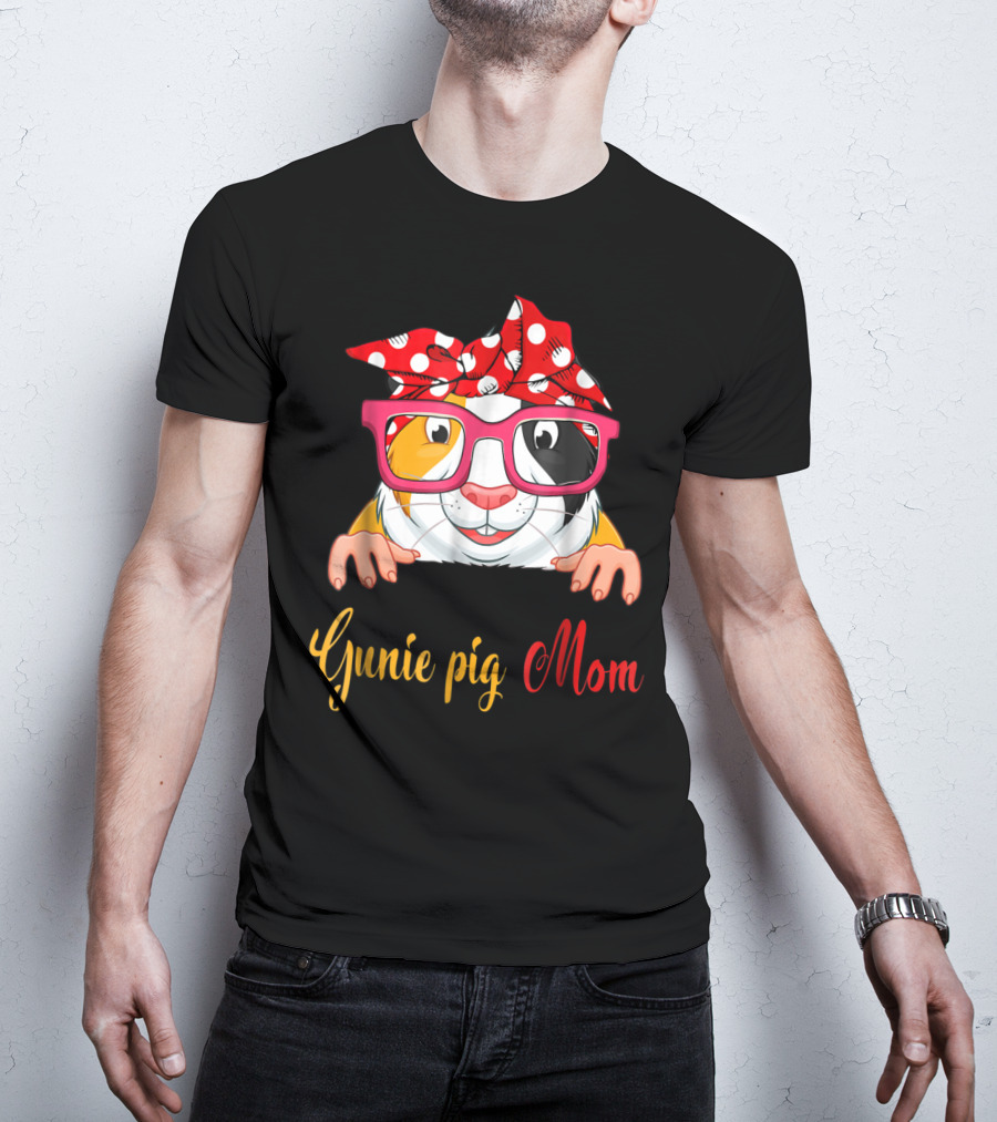 Guinea Pig Mom Red Glasses Bandana 37 T-Shirt