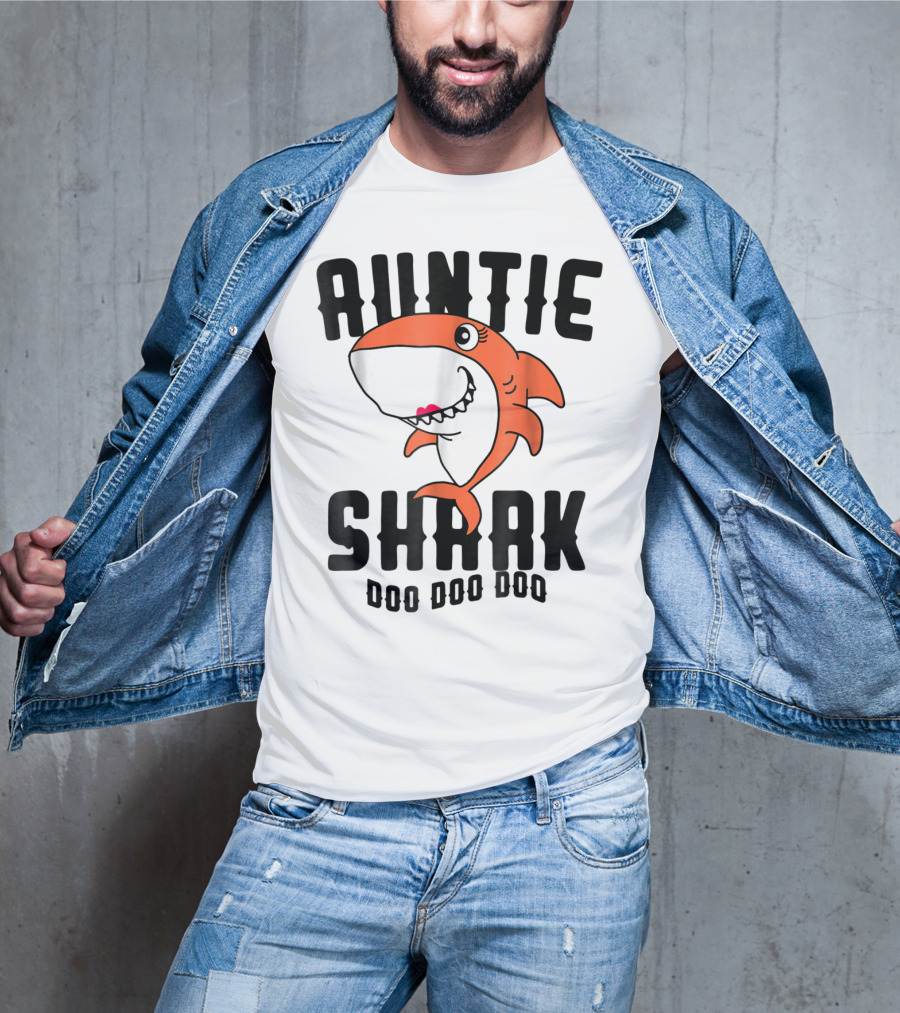 Auntie Shark Doo Doo Doo Mom Grandma Halloween Christmas T-Shirt