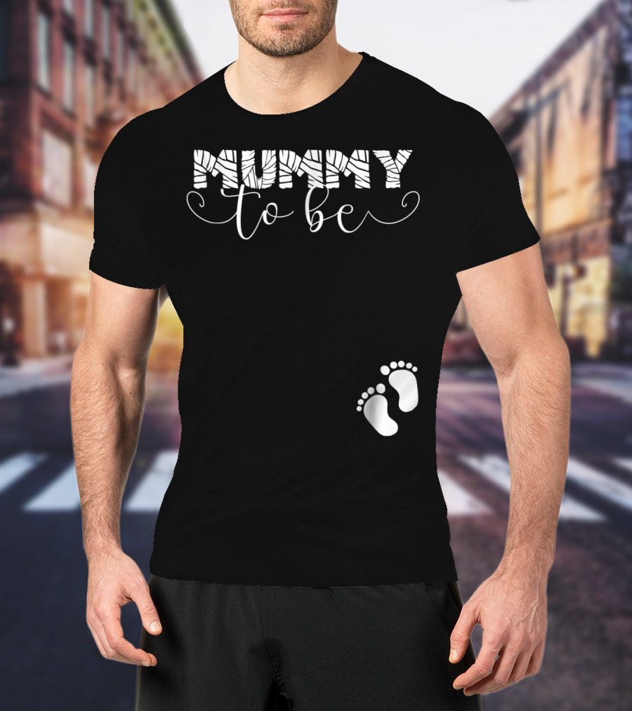 Mummy To Be Halloween Pregnancy Baby Footprints T-Shirt