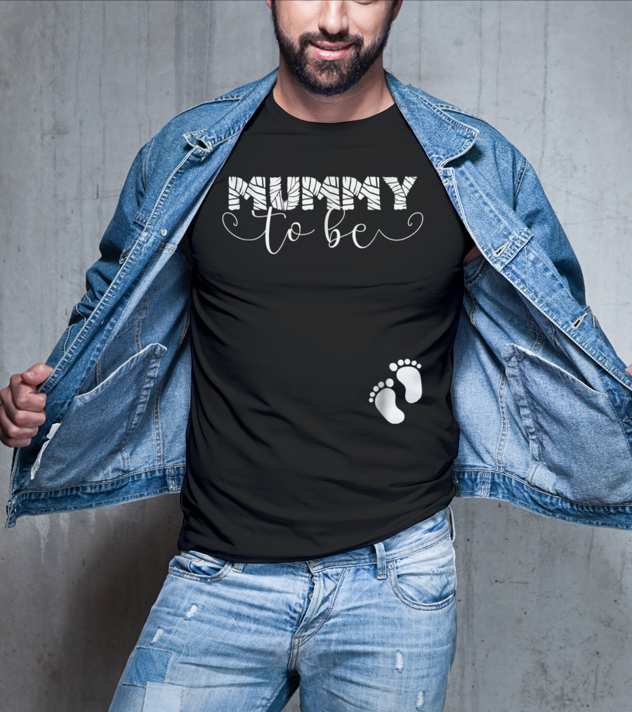 Mummy To Be Halloween Pregnancy Baby Footprints T-Shirt