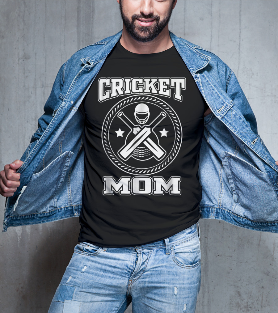 Cricket Mom Bat Ball Team Helmet Stars Field T-Shirt
