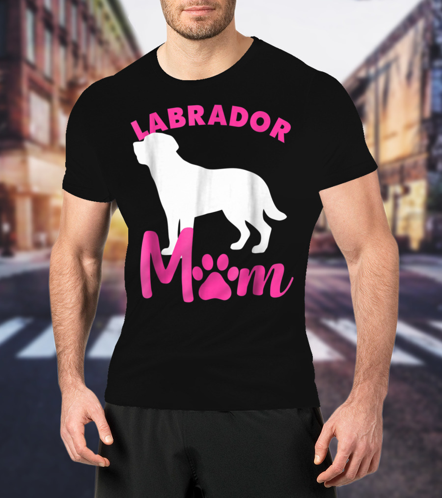 LABRADOR MOM T-Shirt