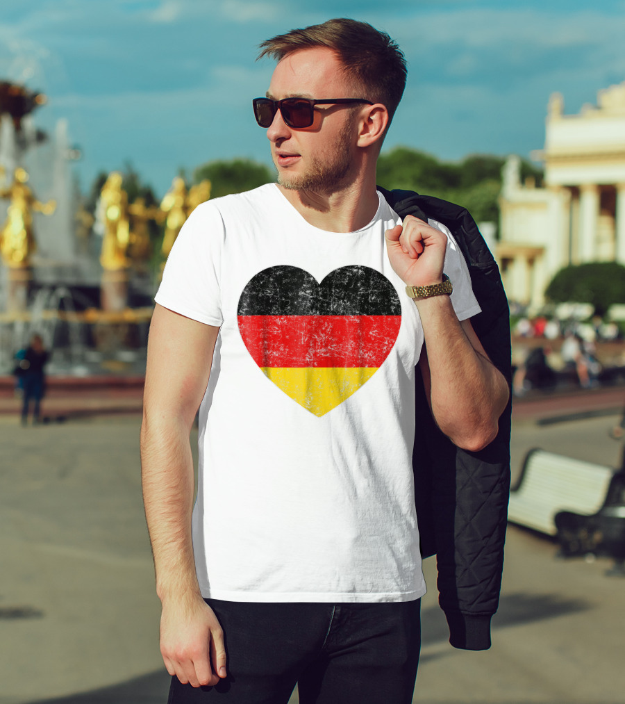 Oktoberfest German Flag Heart Germany Mom Wife56 Oktoberfest T-Shirt