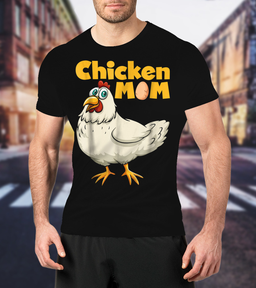 Chicken Mom Cute Cartoon Hen With Egg Lettering T-Shirt