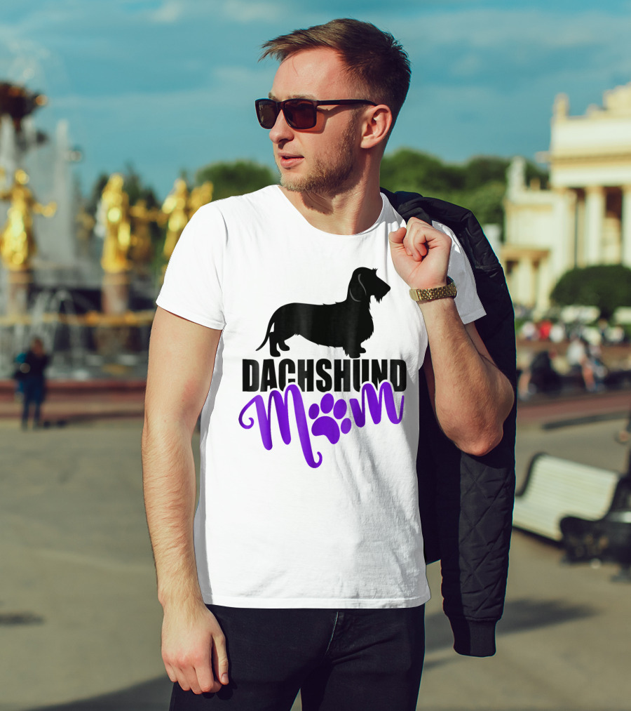 Dachshund Mom Wirehair Paw T-Shirt