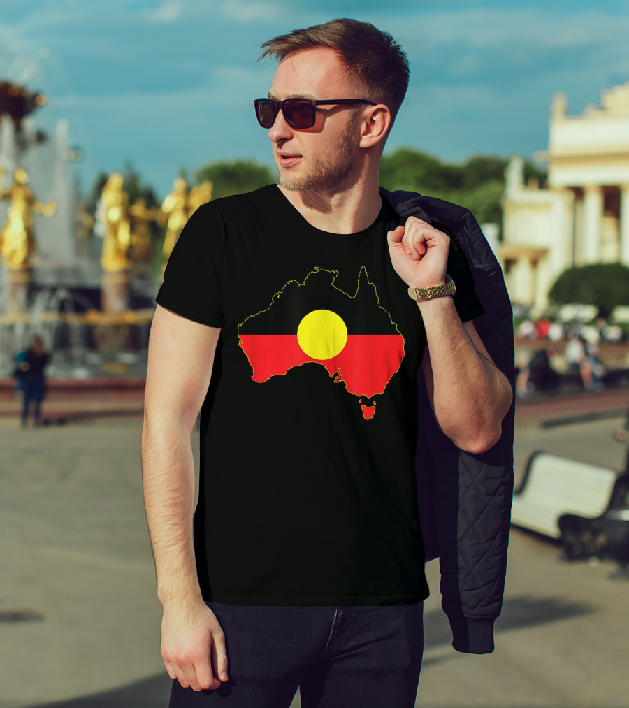 Aboriginal Flag Incorporated Map Of Australia T-Shirt