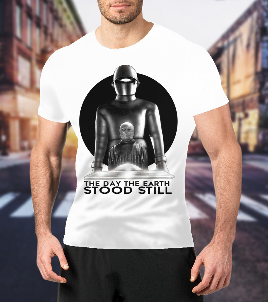 The Day The Earth Stood Still Classic Sci-Fi Robot And Alien T-Shirt
