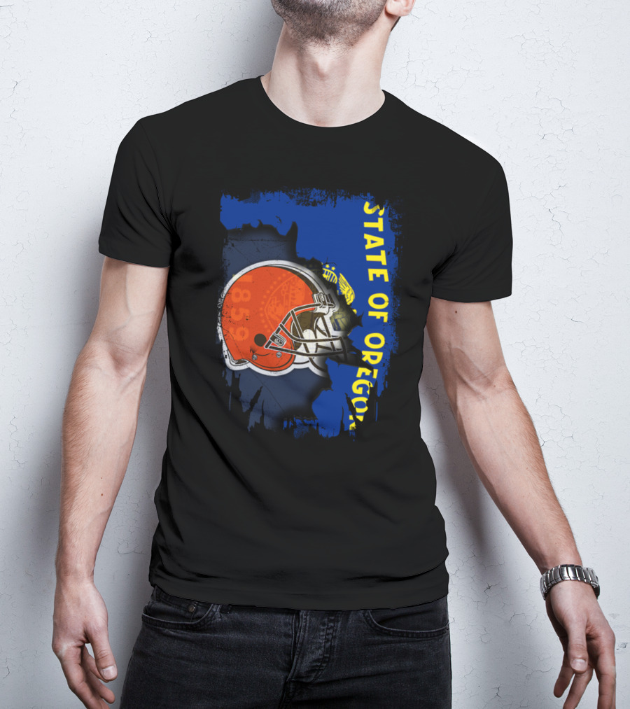 State Of Oregon Football Helmet 8759 T-Shirt