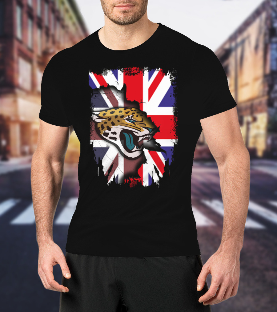 United Kingdom Union Jack Flag With Fierce Jaguar Face T-Shirt