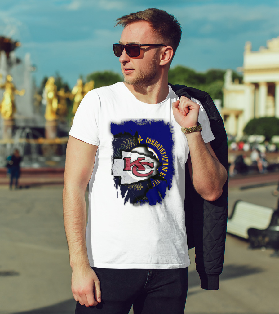 Kansas City Chiefs And Commonwealth Of Kentucky United T-Shirt
