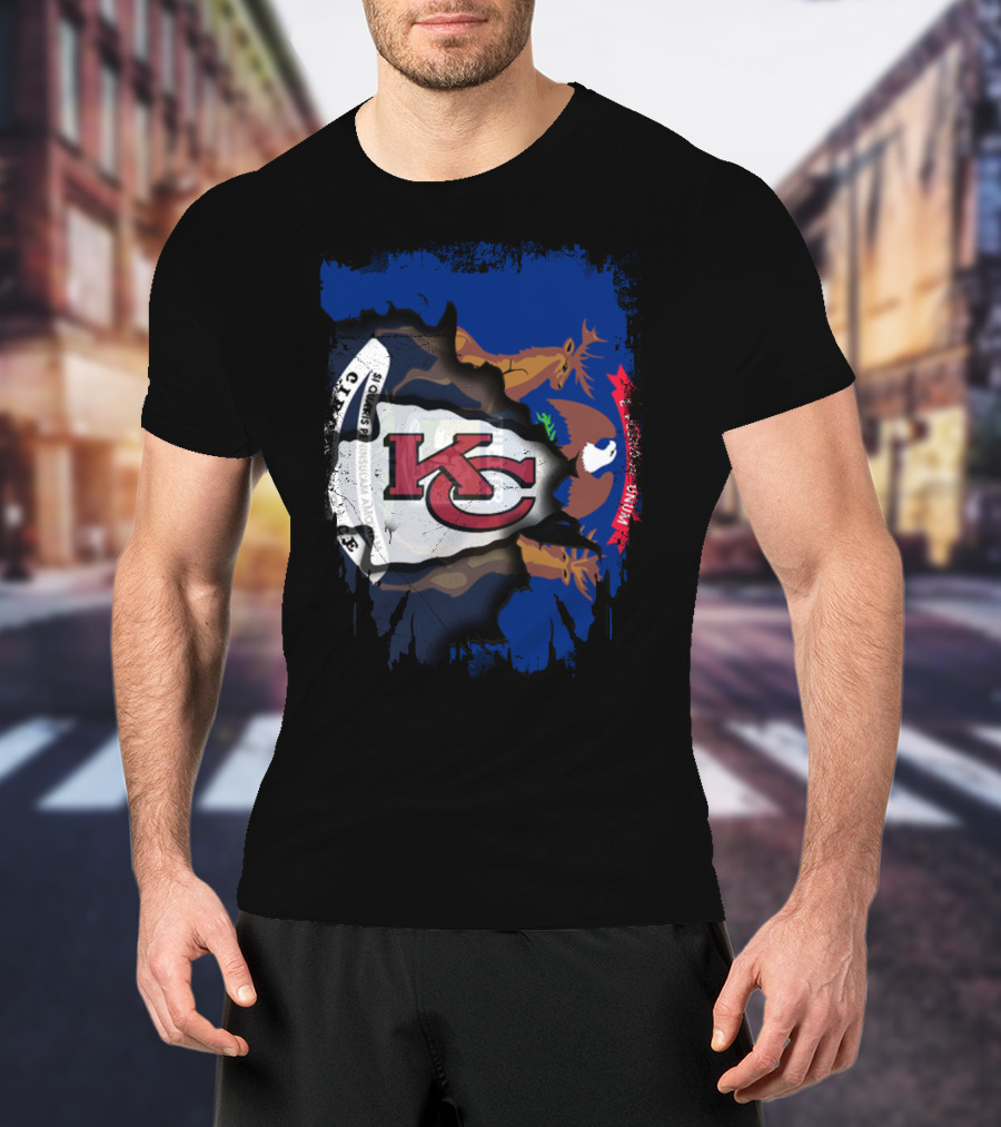 Michigan Flag And Kansas City Chiefs Logo Fusion T-Shirt