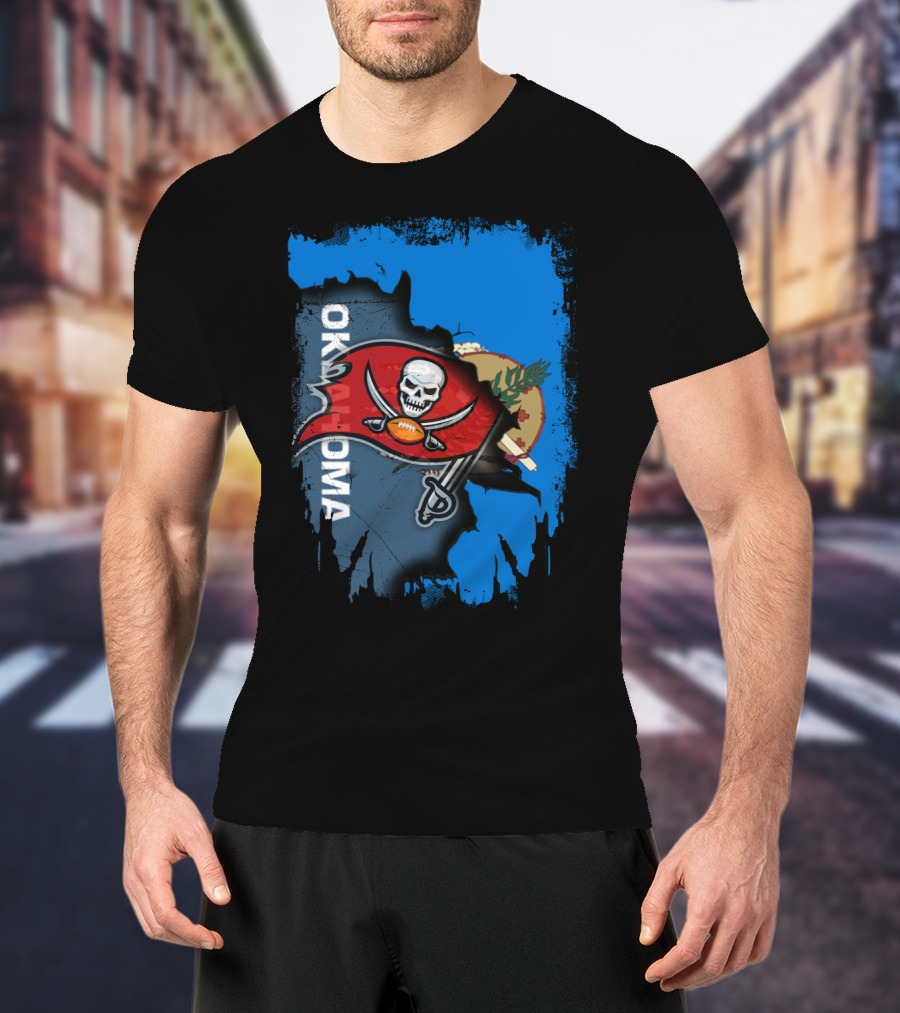 OKLAHOMA Buccaneers Flag Symbol With State Backdrop T-Shirt