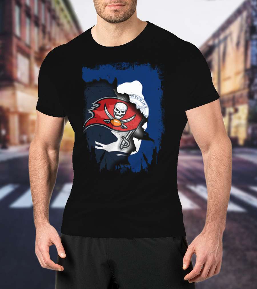 Tampa Bay Buccaneers Wyoming Collaboration T-Shirt