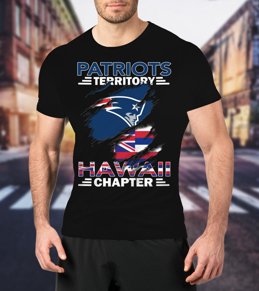 Patriots Territory Hawaii Chapter Logo With New England Patriots And Hawaiian Flag T-Shirt