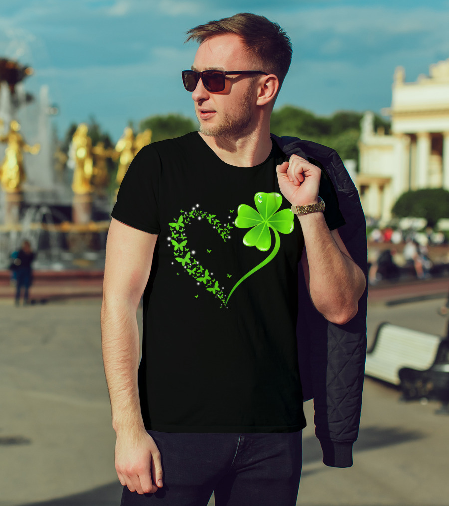 Heart Shamrock Butterfly St Patrick's Day Green Clover T-Shirt
