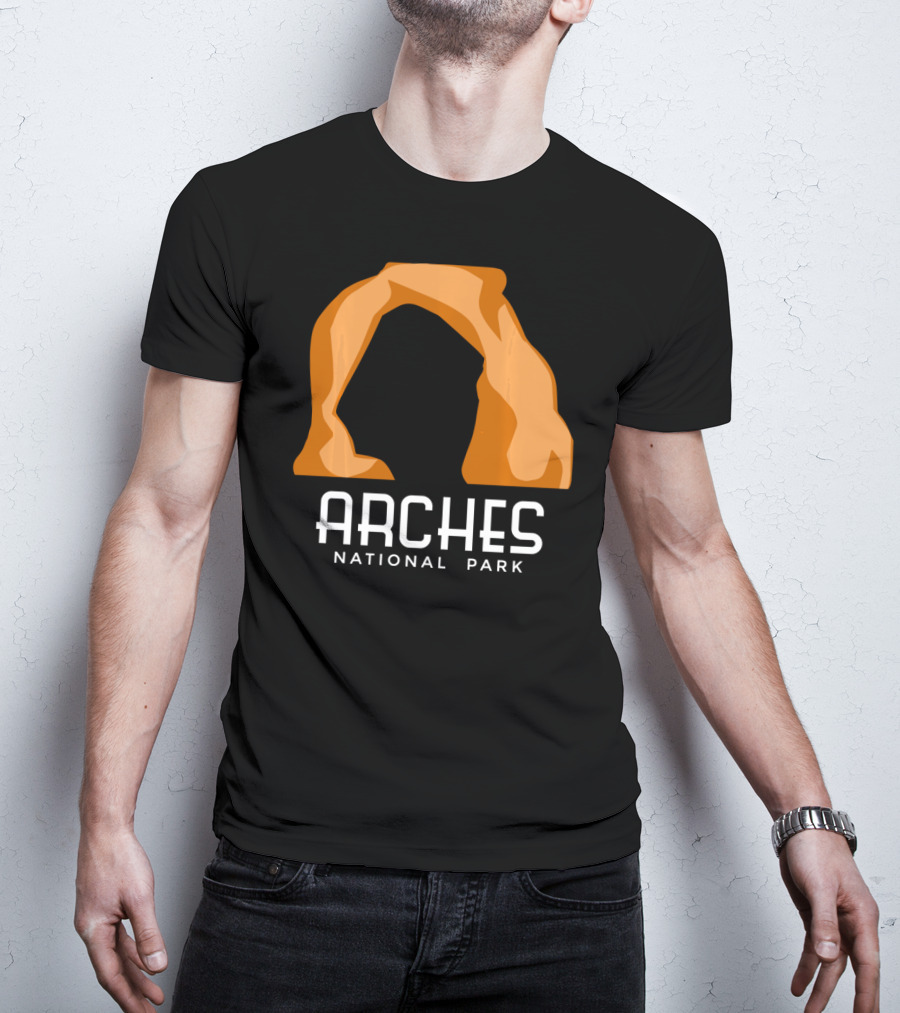 Arches National Park 1929 Moab Utah Iconic Delicate Arch T-Shirt