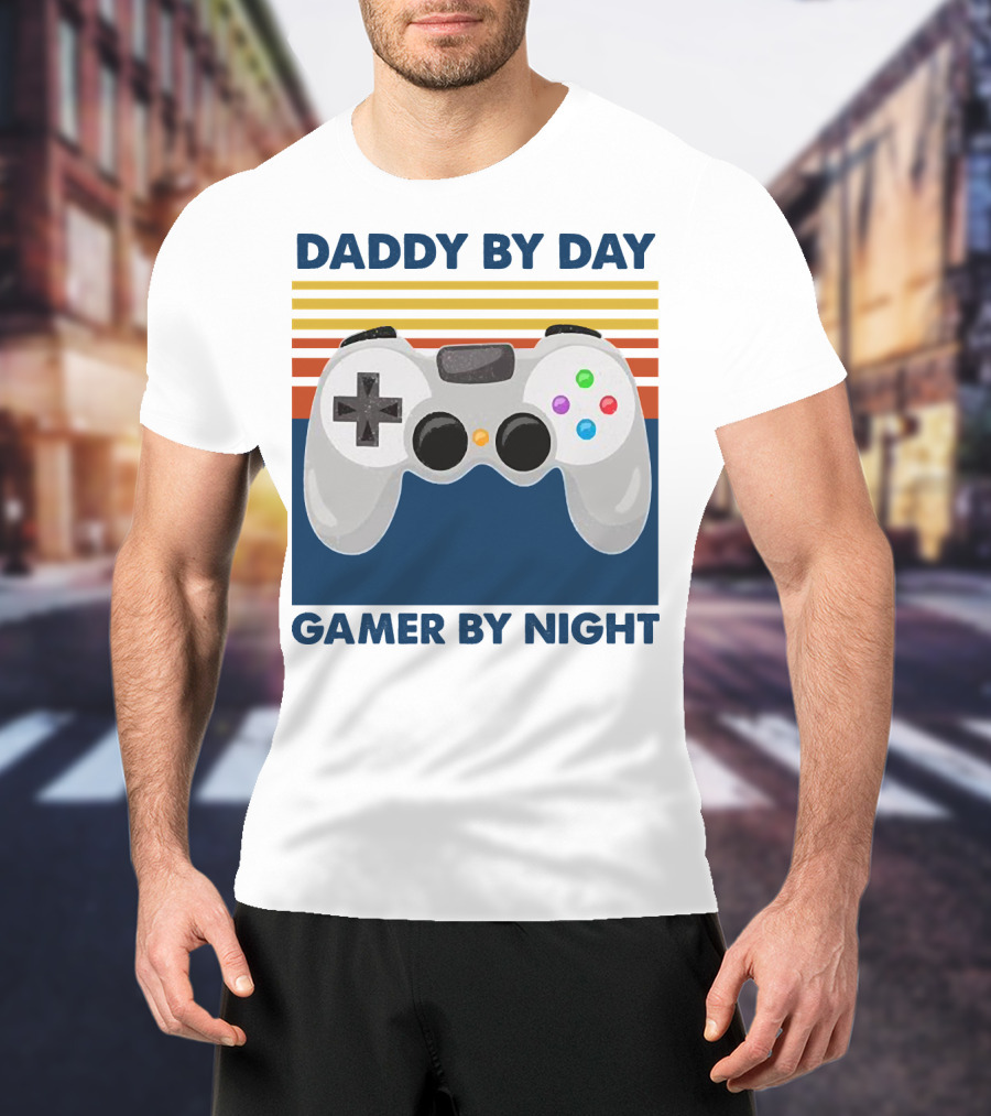 Daddy By Day Gamer By Night Retro Game Controller T-Shirt