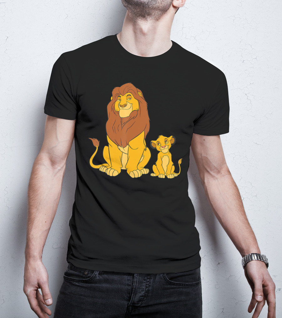 Disney The Lion King Mufasa And Young Simba Sitting Together T-Shirt